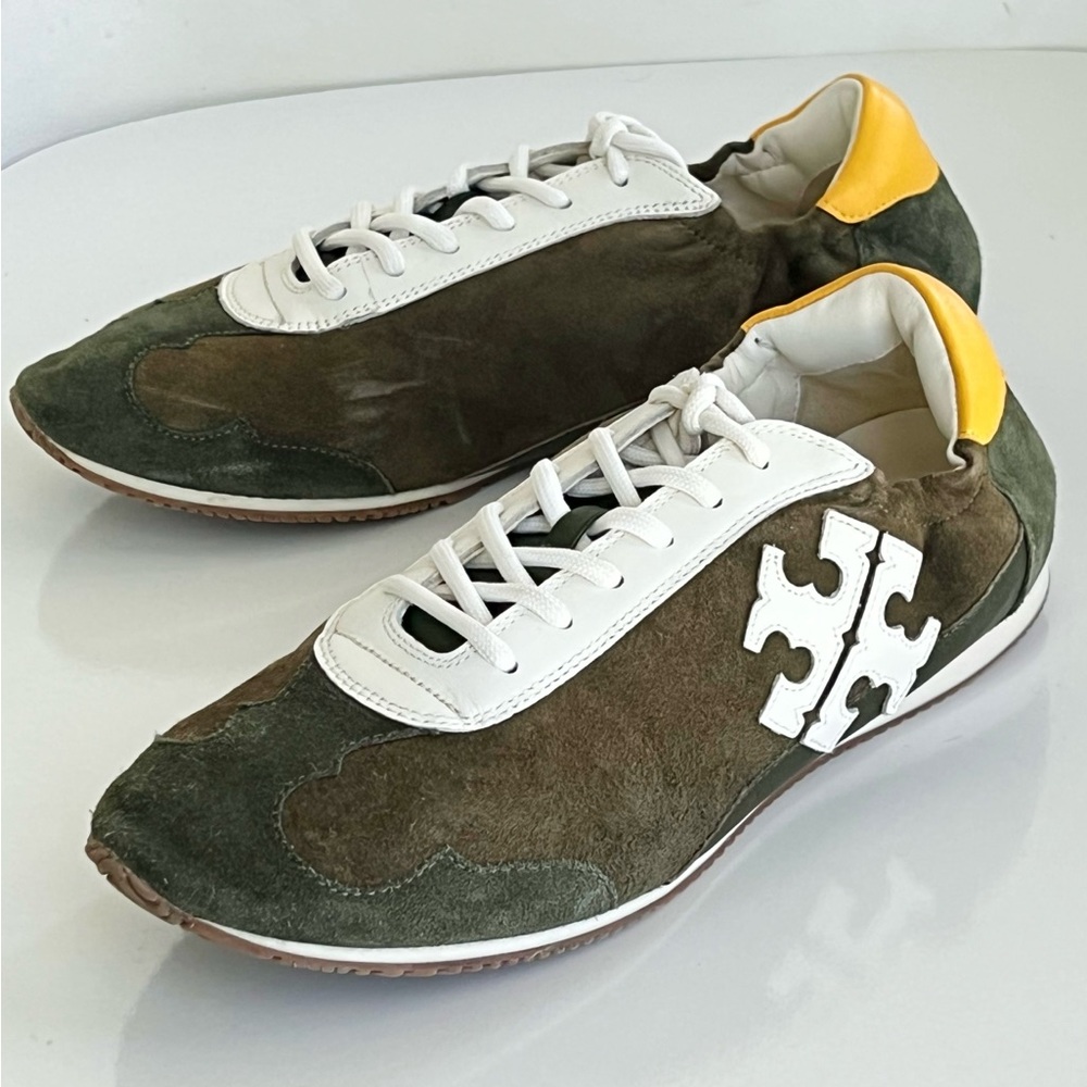 Tory Burch Suede Retro Green Suede Double Logo Low Top Sneakers Run Small Read